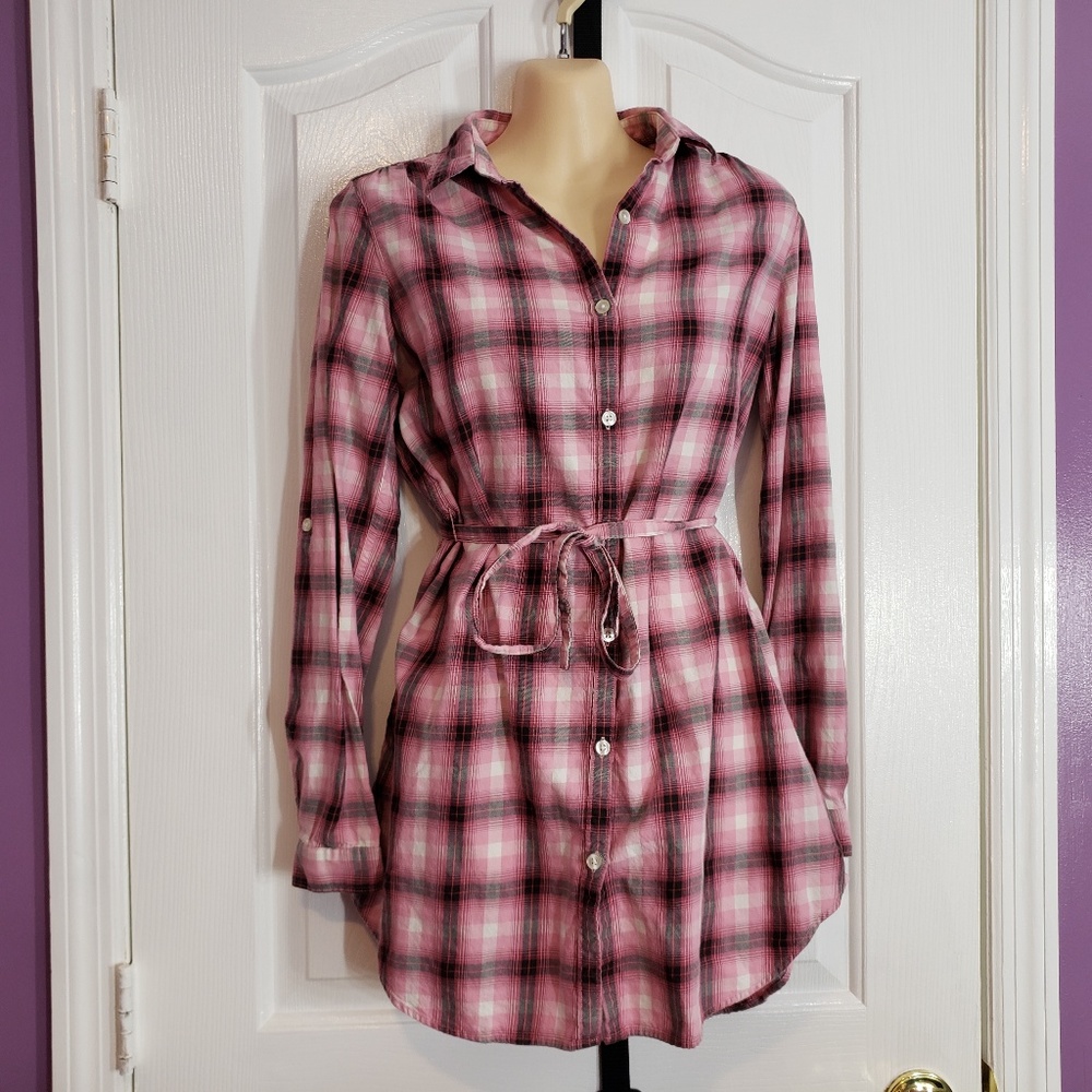 Uniqlo Long Button Down Flannel Shirt XS